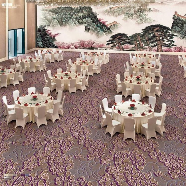 elegant-wilton-jacquard-hotel-carpet.jpg